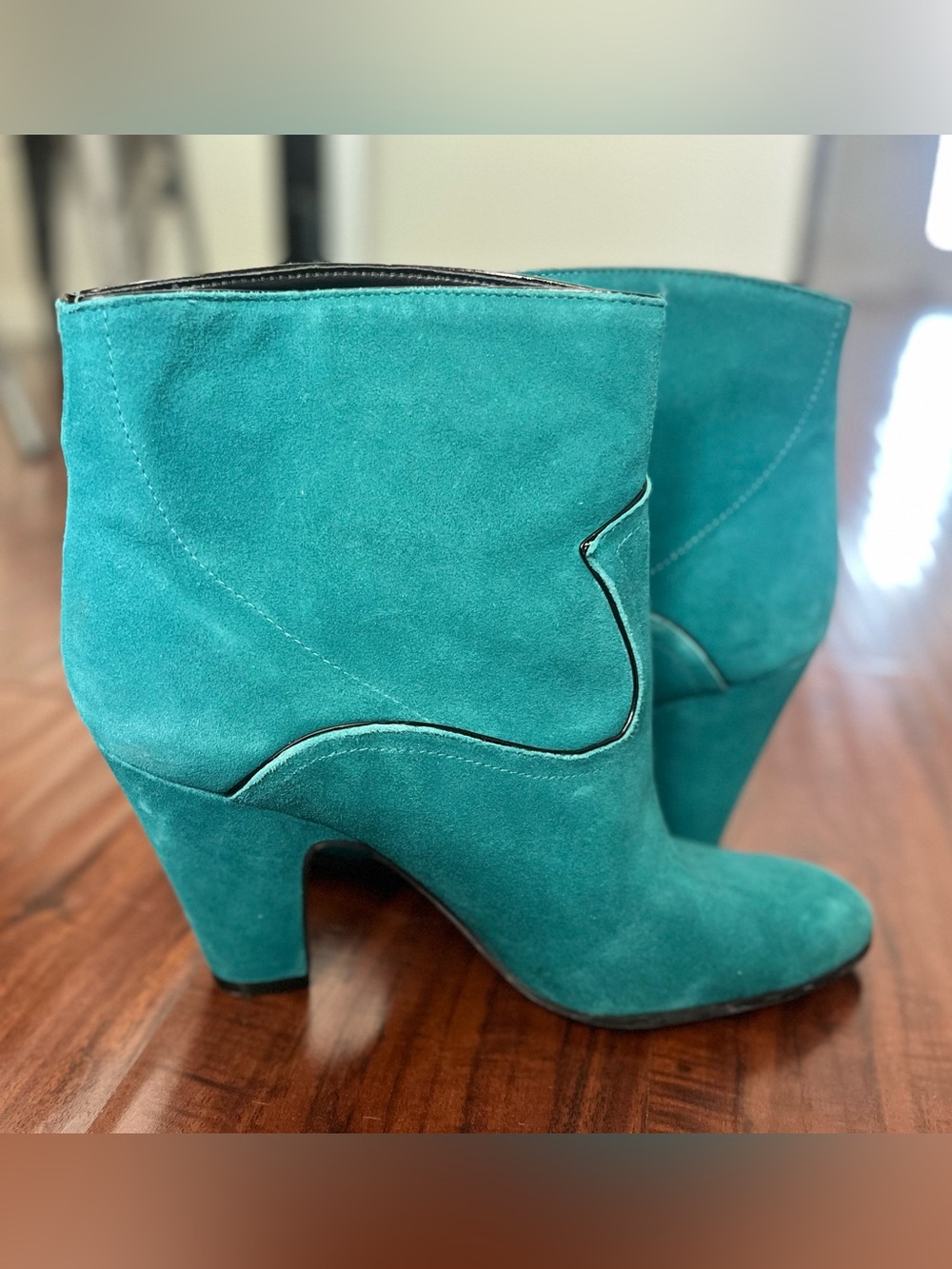 Turquoise Faux Suede Women’s Ankle Boots - Stylish Western-Inspired Heel - Picture 7 of 11